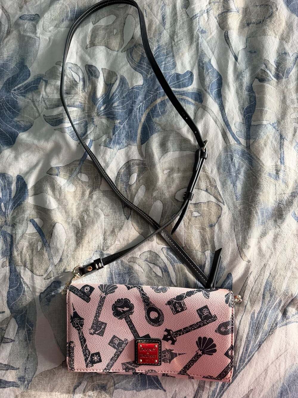 Dooney & Bourke Disney Princess Keys Daphne Wallet Crossbody